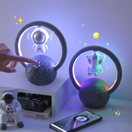 UTHAI Magnetic Levitation Astronaut Bluetooth Speaker